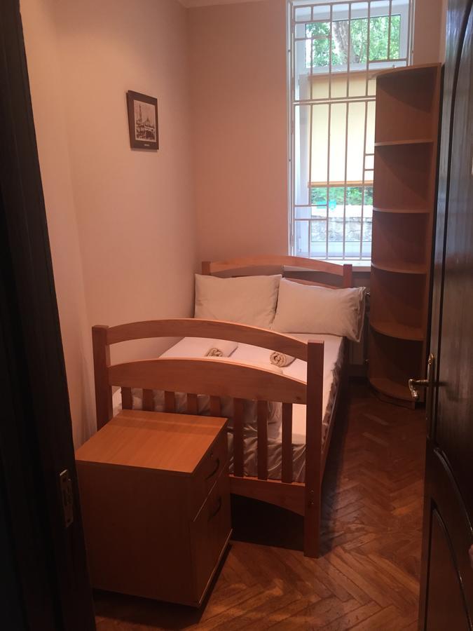 Globus Hostel Київ Екстер'єр фото